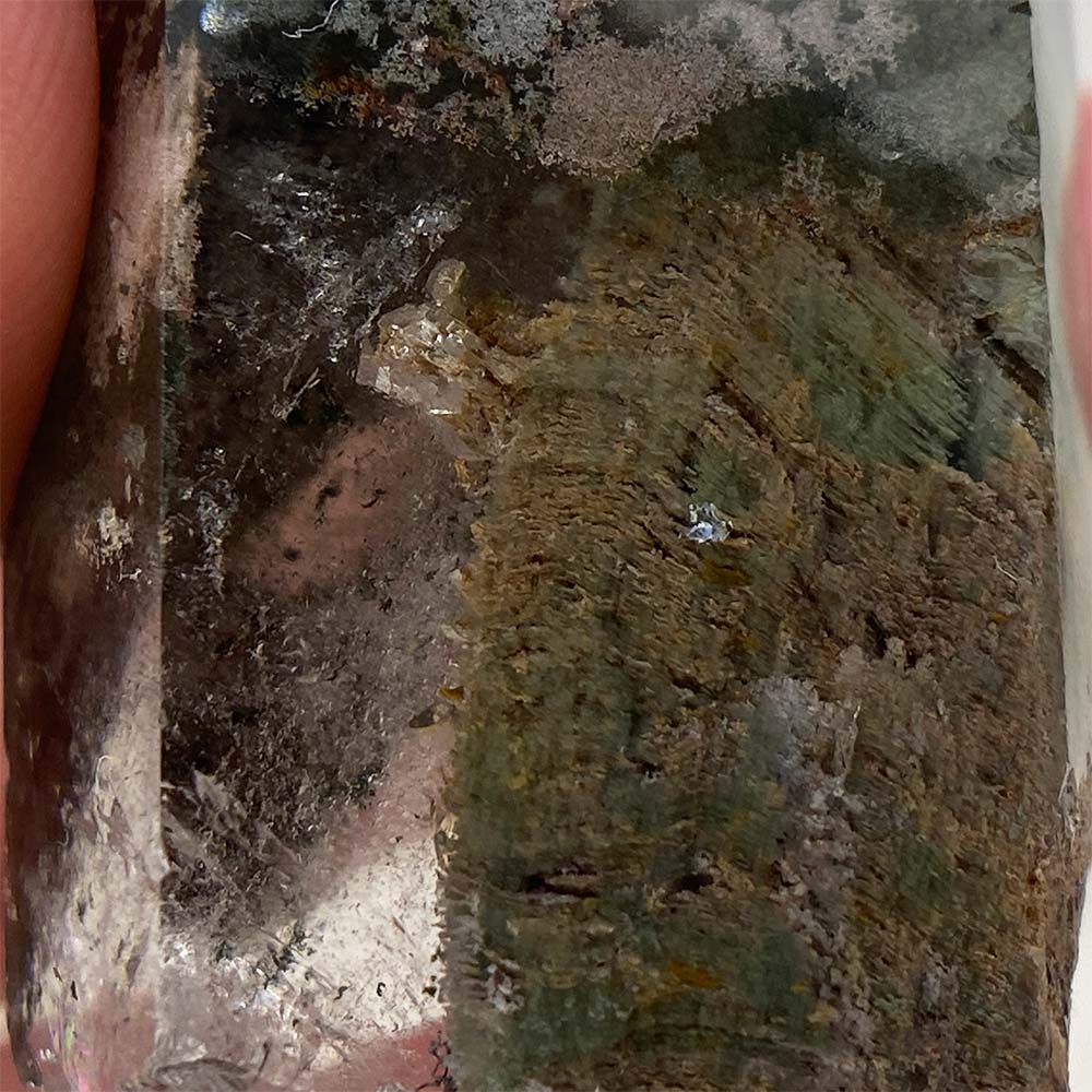 Polished Garden Clear Quartz Point