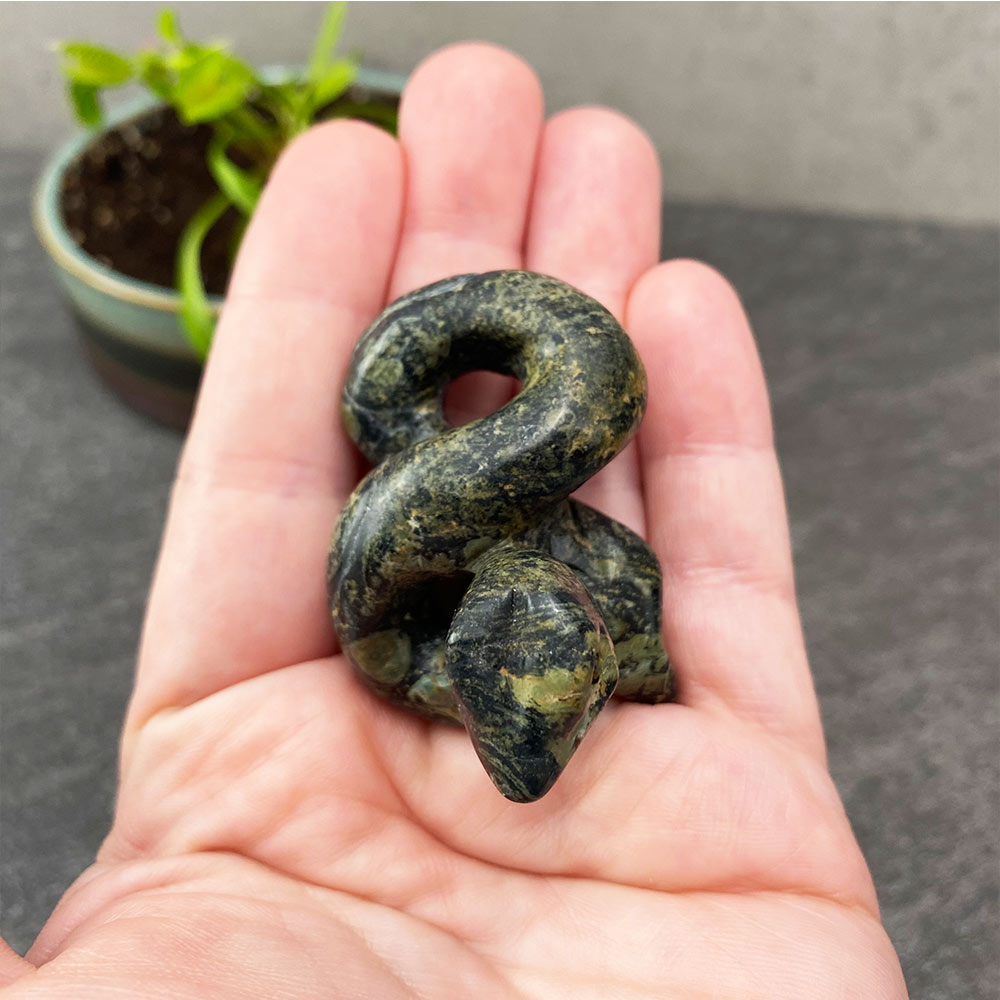 kambaba-jasper-and-labradorite-snake carving