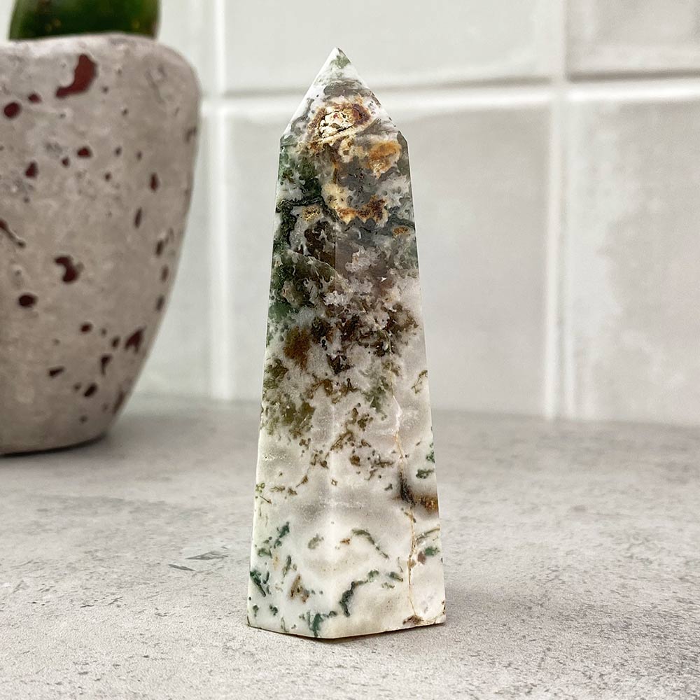 moss agate tower