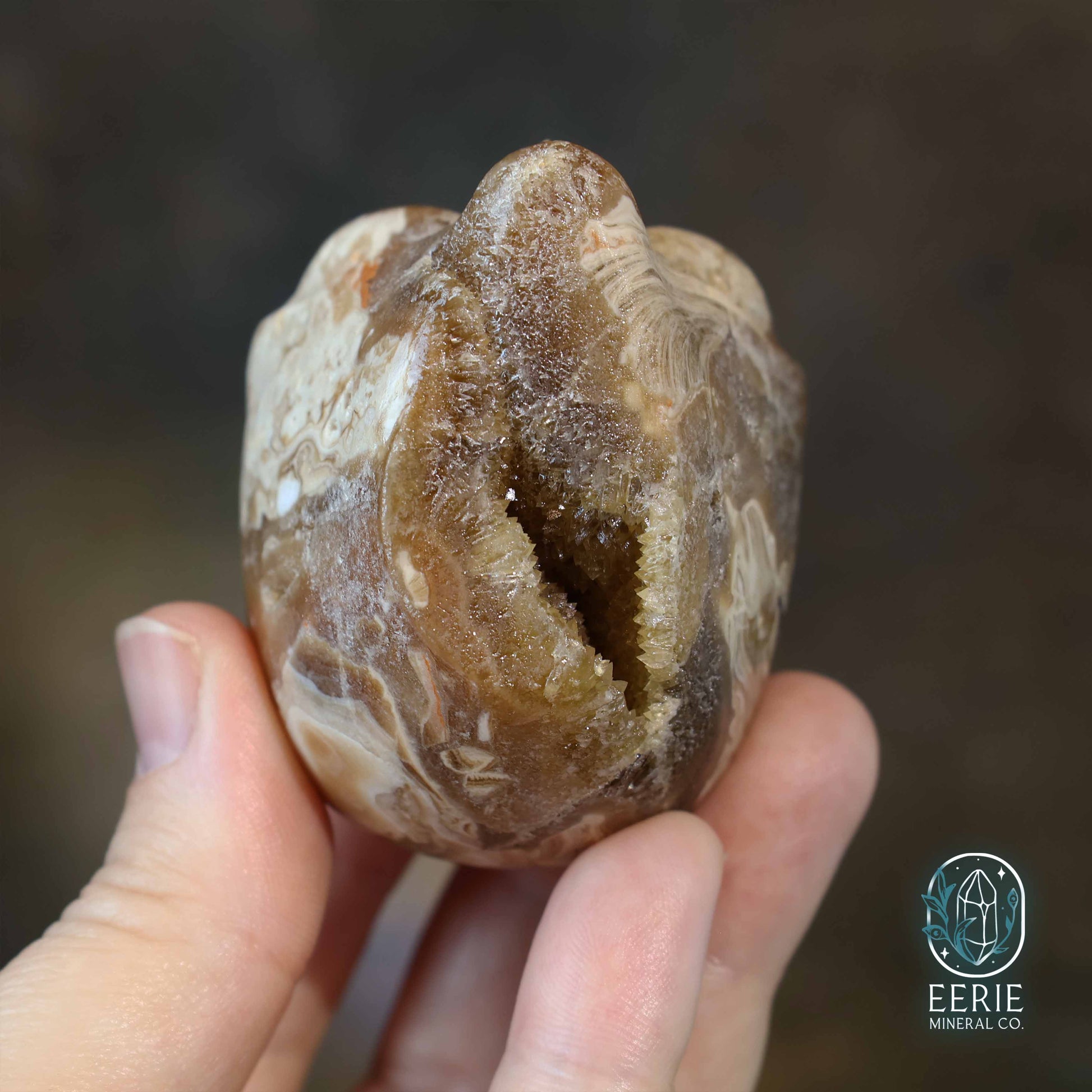 Druzy Amber Calcite Alien Skull - UV Reactive