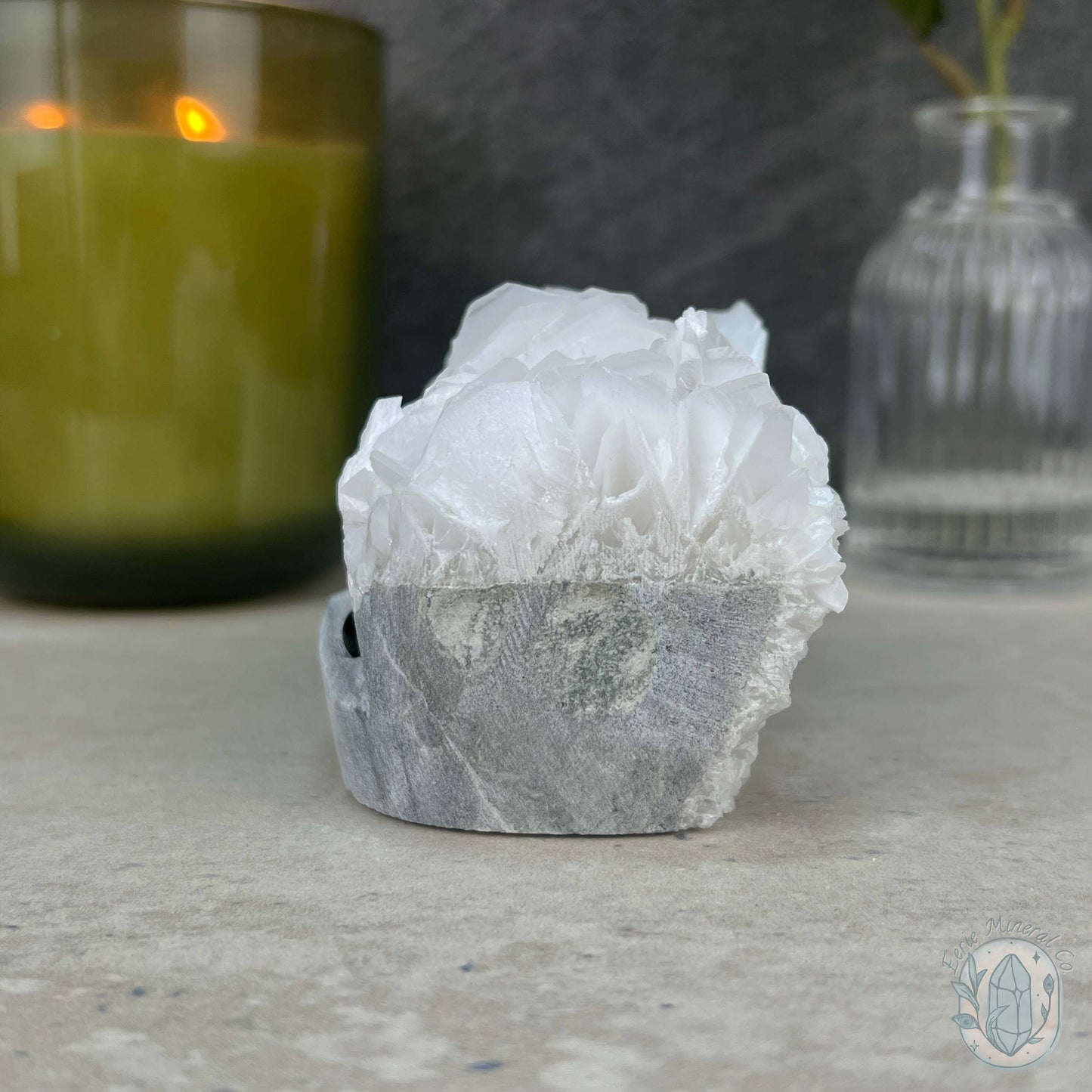 UV Reactive Bladed or Paper Calcite Pet Rock Carving