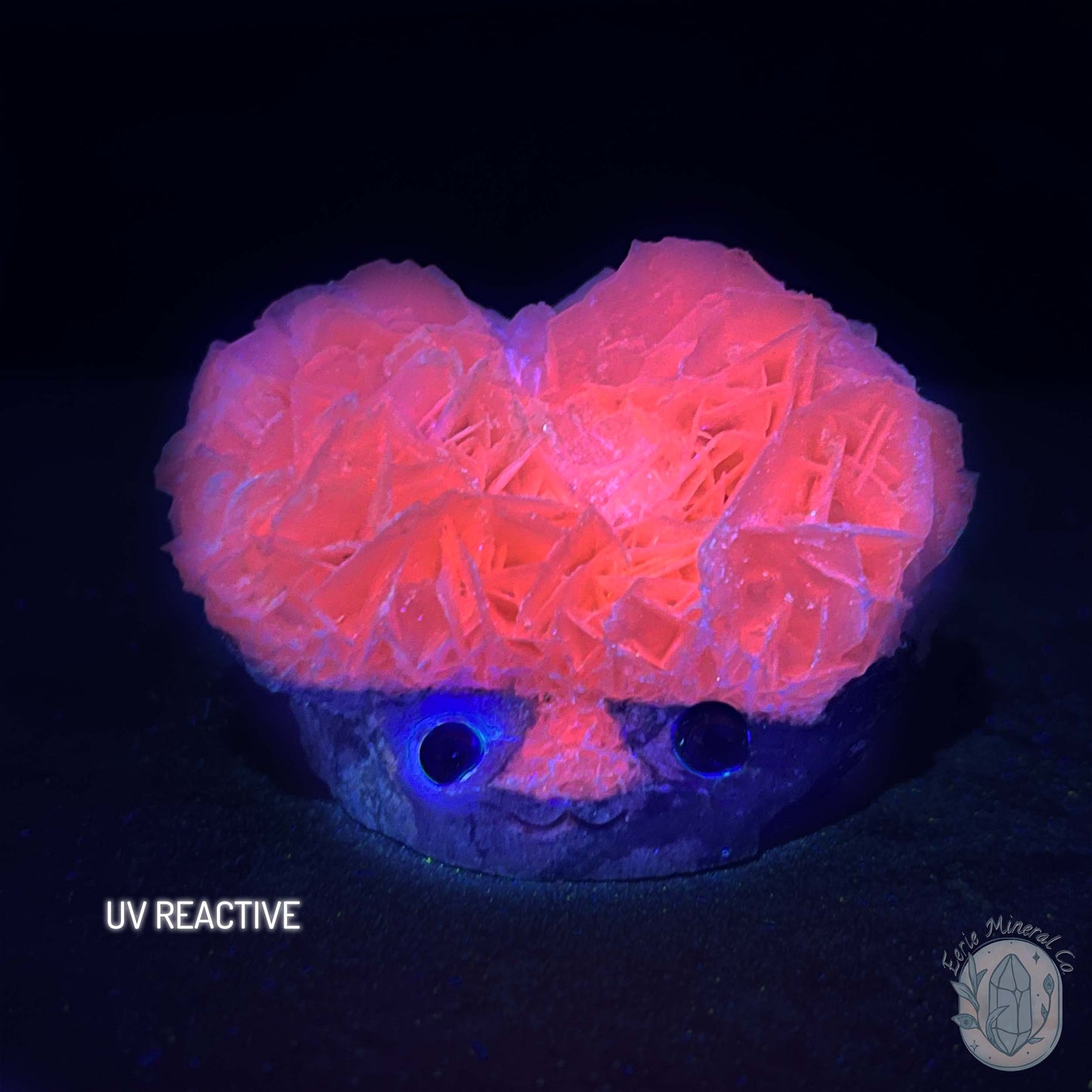 UV Reactive Bladed or Paper Calcite Pet Rock Carving