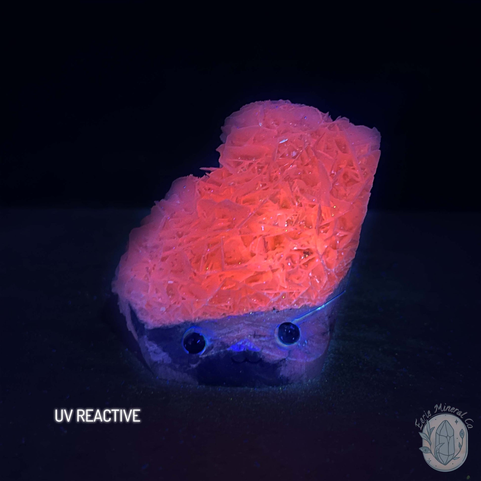 UV Reactive Bladed or Paper Calcite Pet Rock Carving