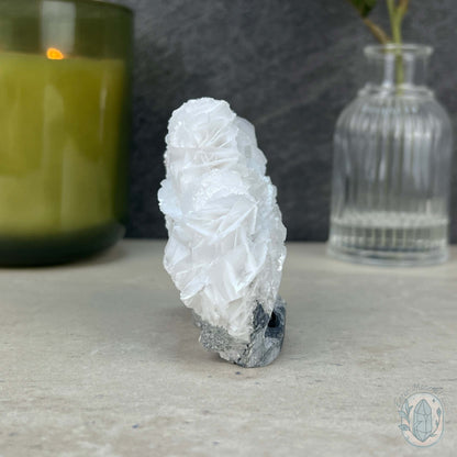 UV Reactive Bladed or Paper Calcite Pet Rock Carving