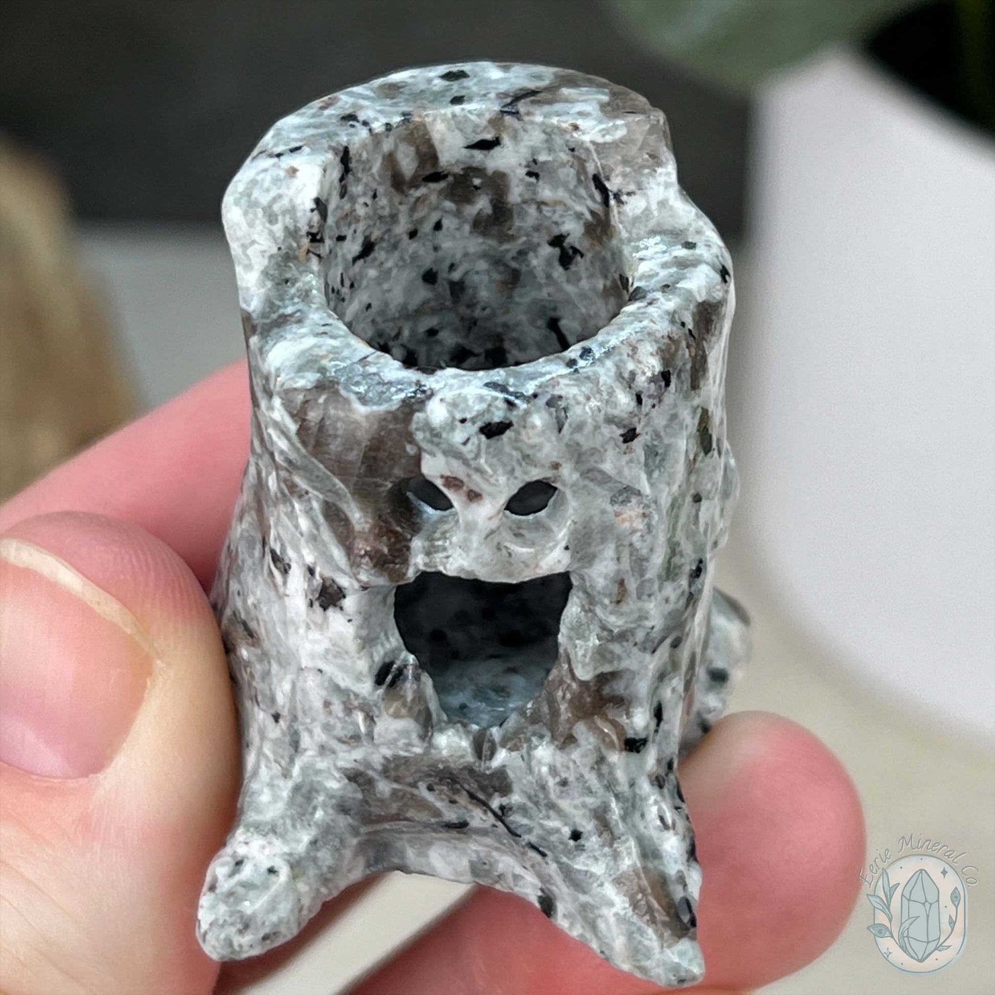 UV Reactive Emberlite aka Firestone Tree Trunk Ghosts