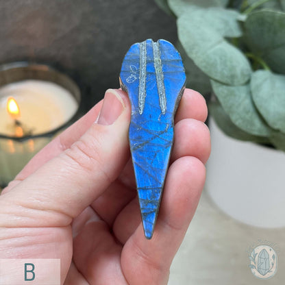 Blue Flash Labradorite Raven Skull Carvings
