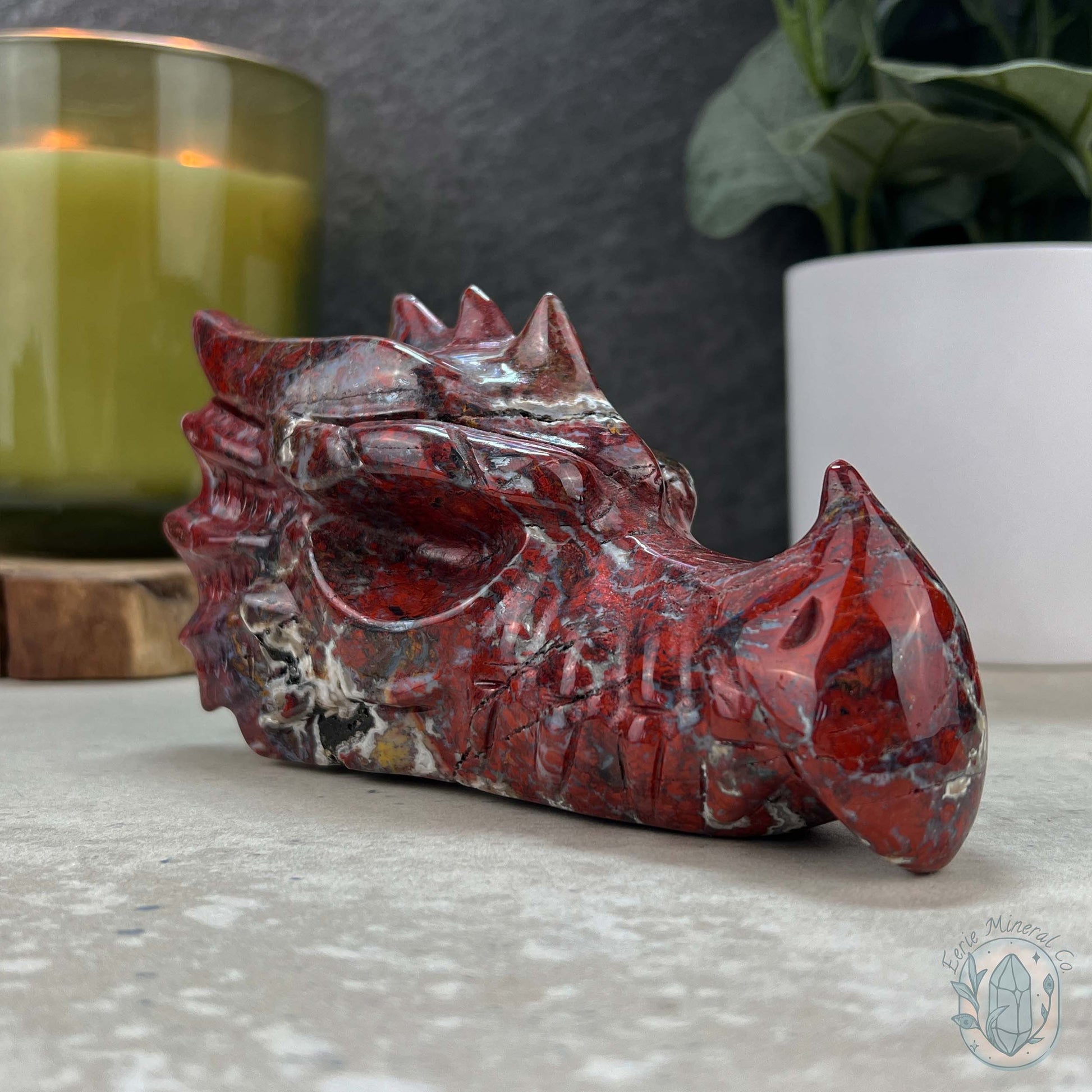 Warring States Agate Dragon Skull Carving