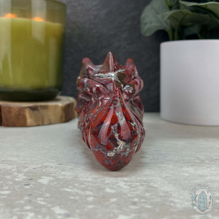 Warring States Agate Dragon Skull Carving