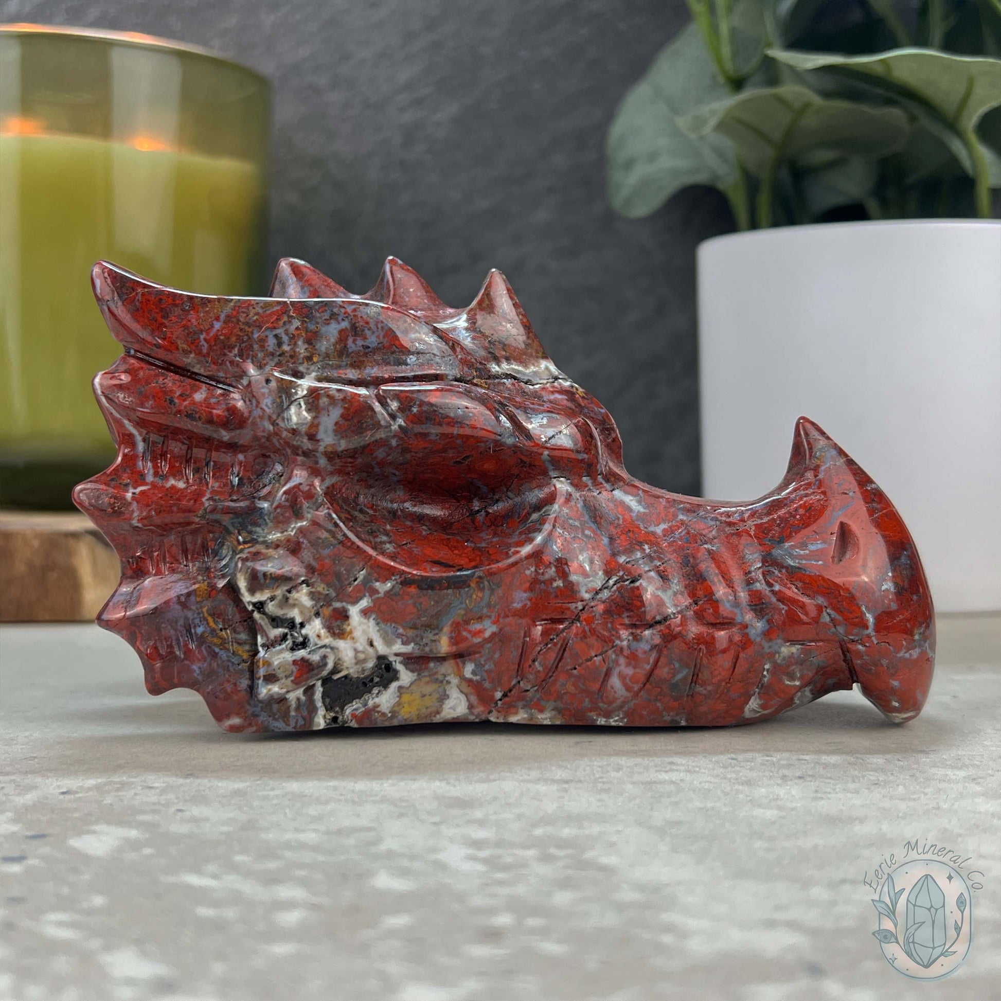 Warring States Agate Dragon Skull Carving