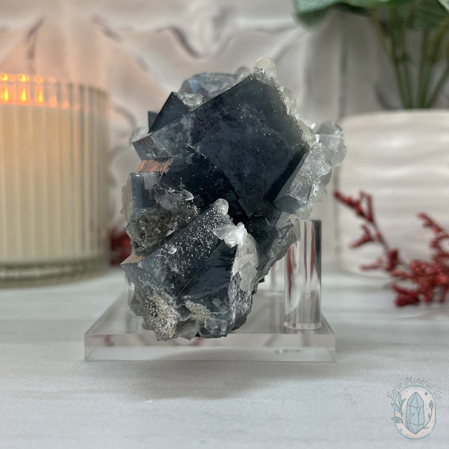UV Reactive Yaogangxian Blue Fluorite And Calcite Specimen