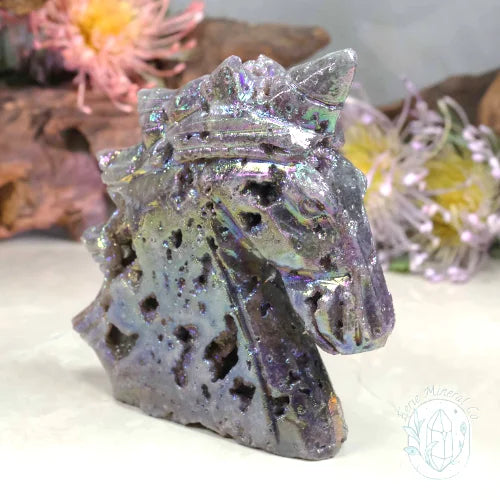 aura unicorn carving