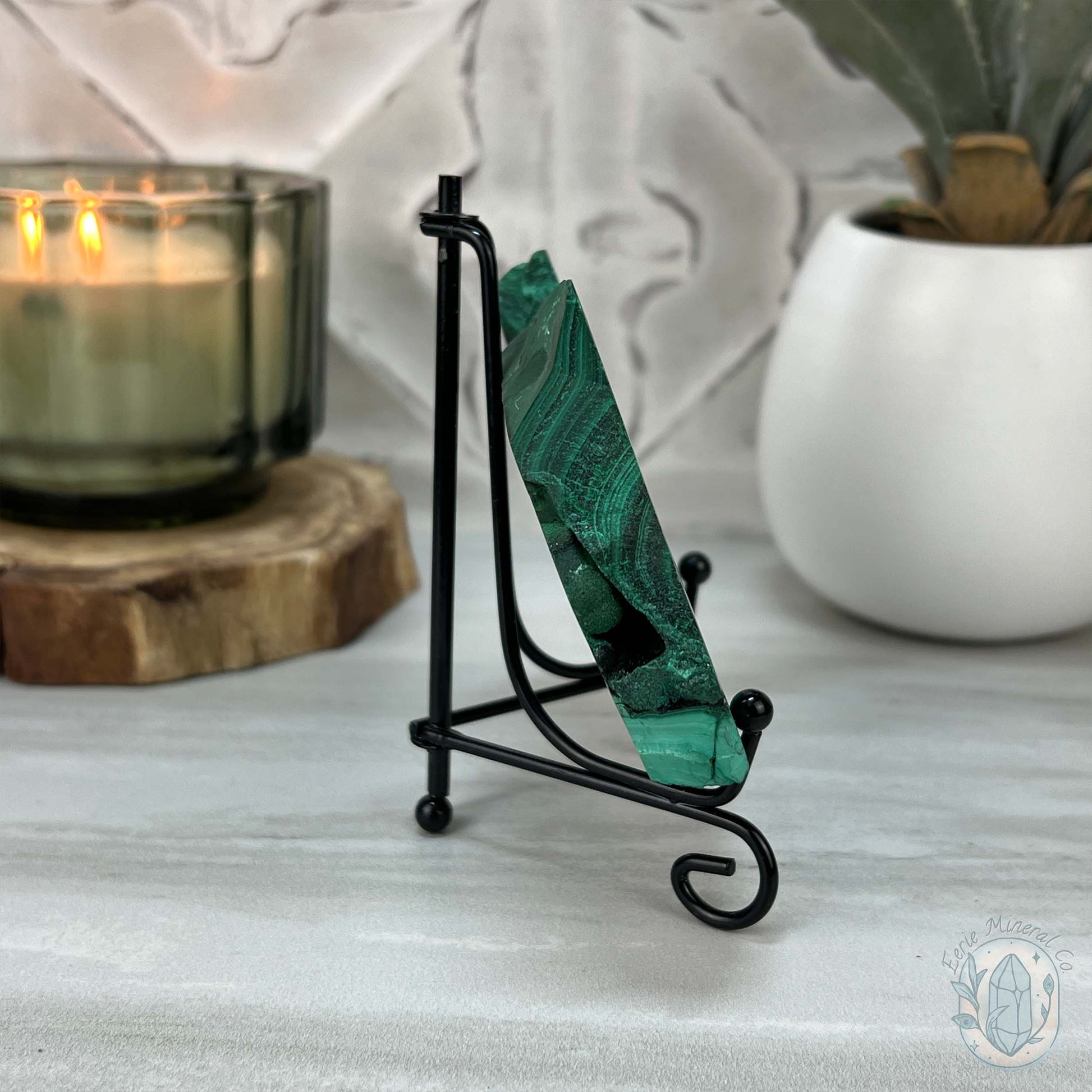High Quality Polished Malachite Slab with Display Stand