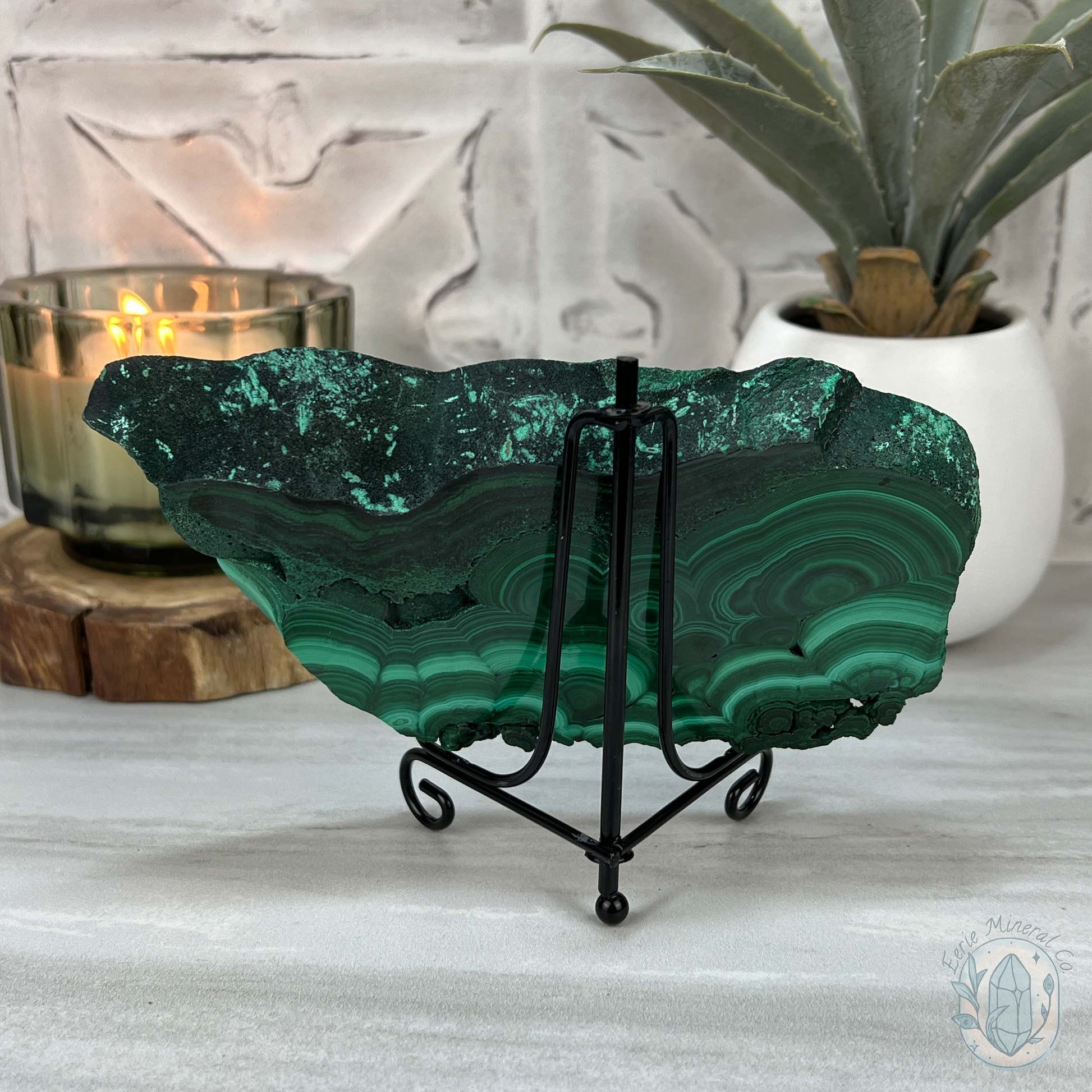 High Quality Polished Malachite Slab with Display Stand