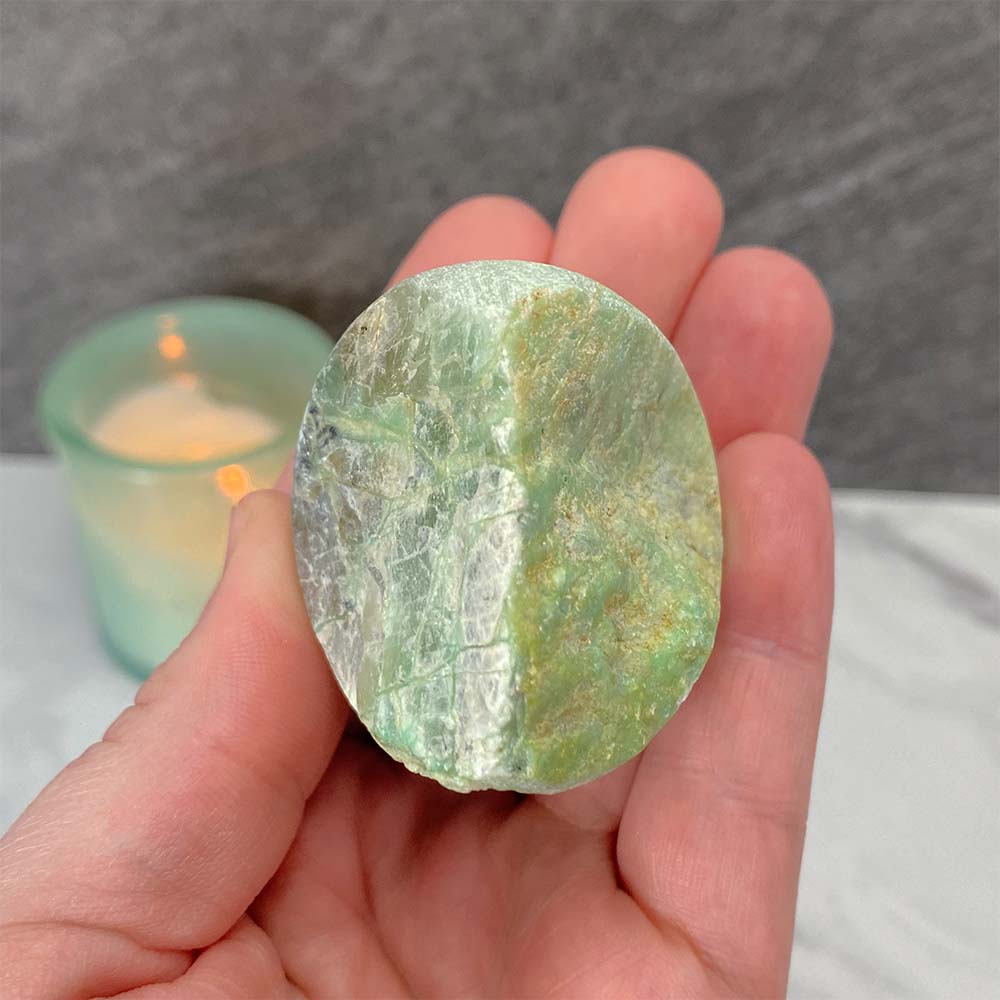 Green Moonstone Hedgehog Carving