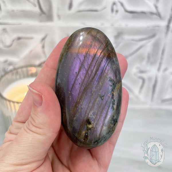 Rainbow Flash Labradorite Palmstone