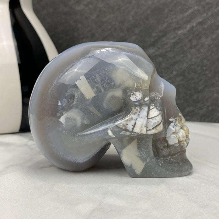 agate-geode-translucent-skull