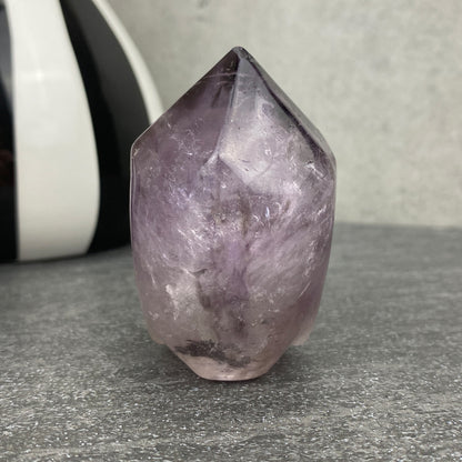 amethyst crystal point skull carving