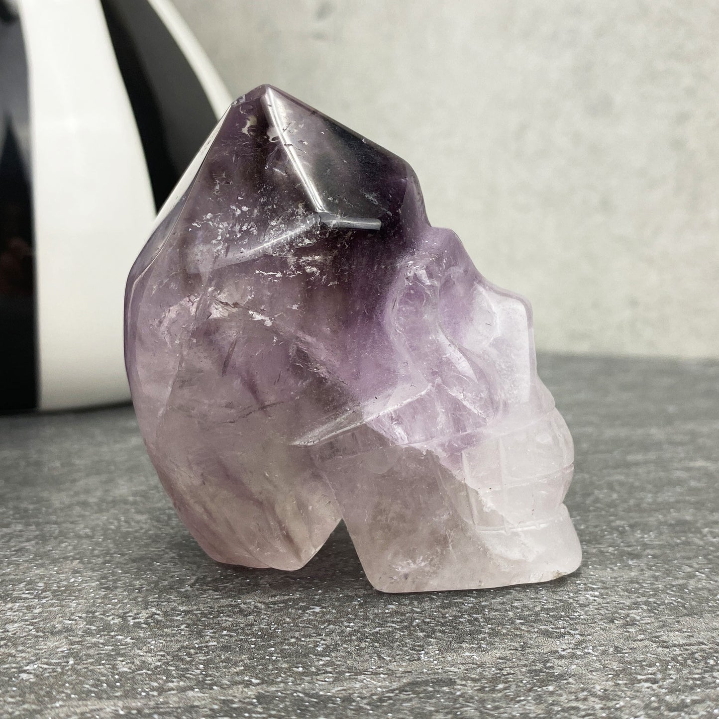 amethyst crystal point skull carving