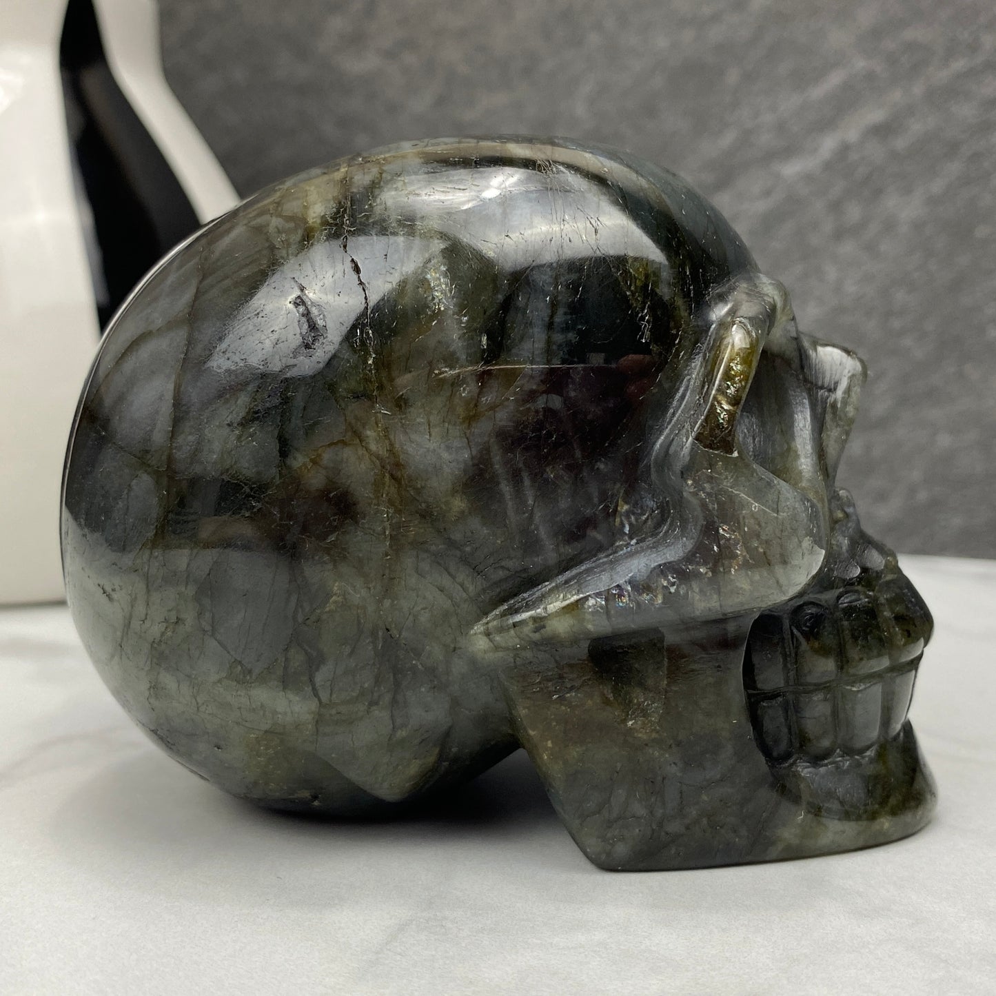  blue flash labradorite crystal skull carving