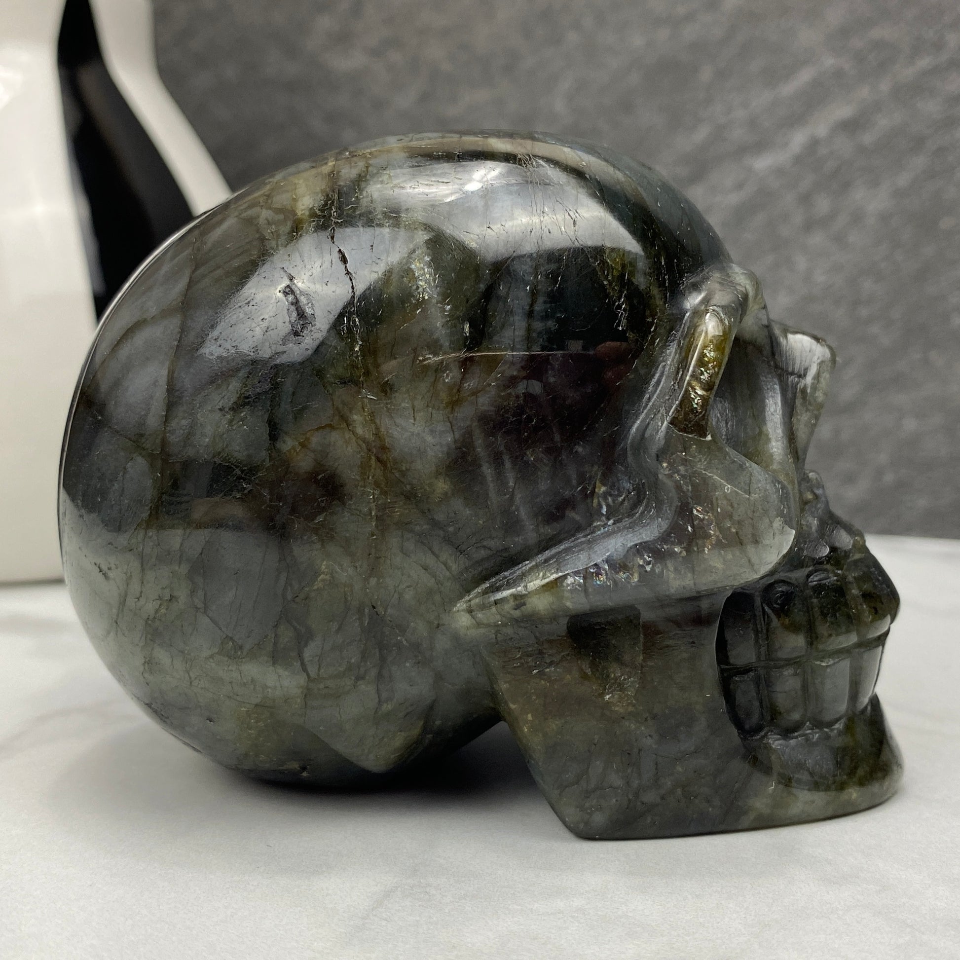  blue flash labradorite crystal skull carving