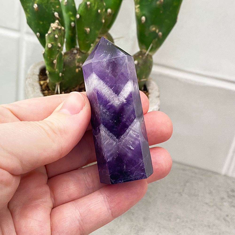 chevron-dream-amethyst-polished-tower-