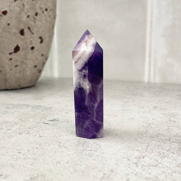 chevron-dream-amethyst-polished-tower