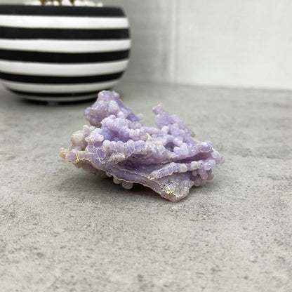 grape agate natural specimen