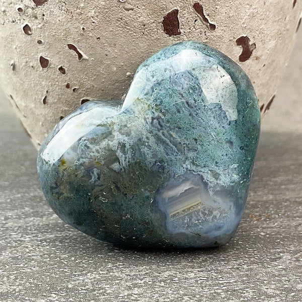 moss agate heart carving