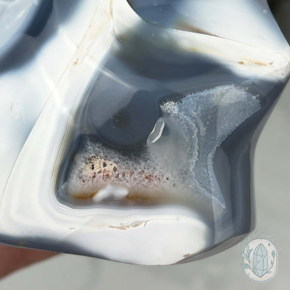Polished Black & White Orca Agate Flame Carving