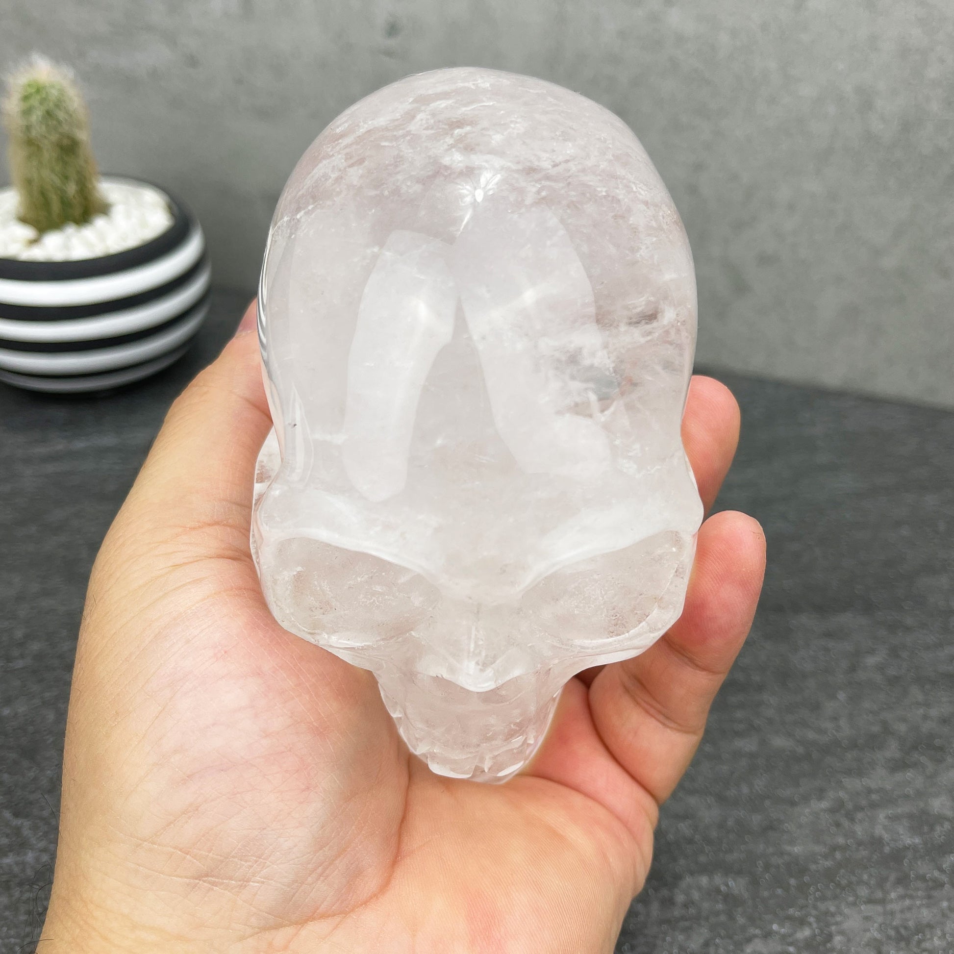quartz crystal skull carving
