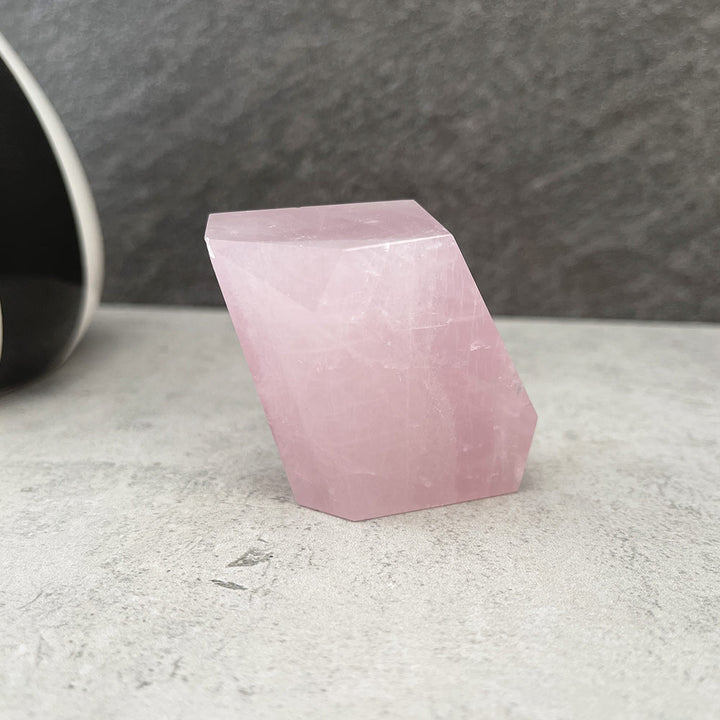 rose quartz freeform