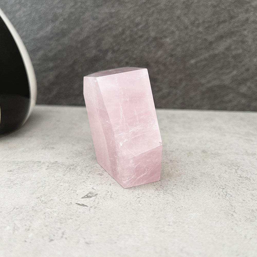 rose quartz freeform