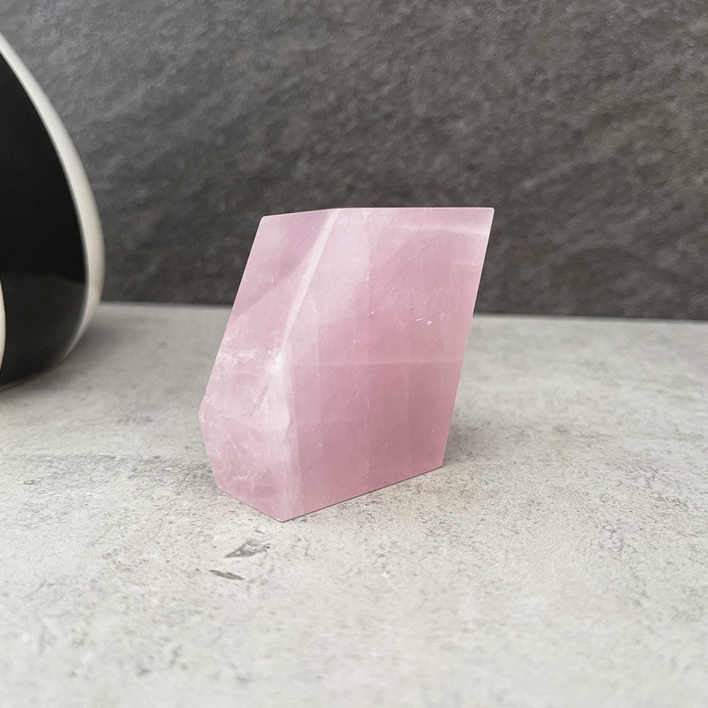 rose quartz freeform