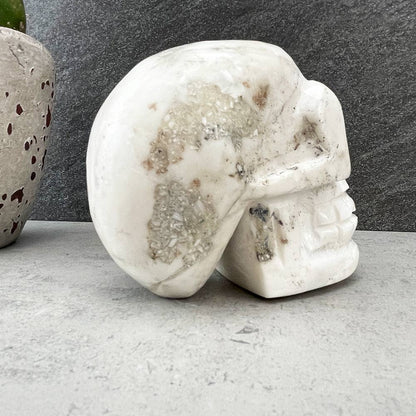 Scolcite and Stilbite Skull Carving