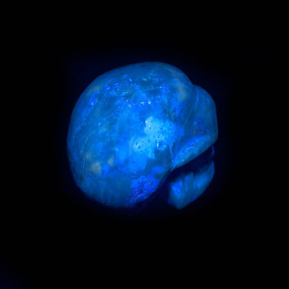 Scolcite and Stilbite Skull Carving