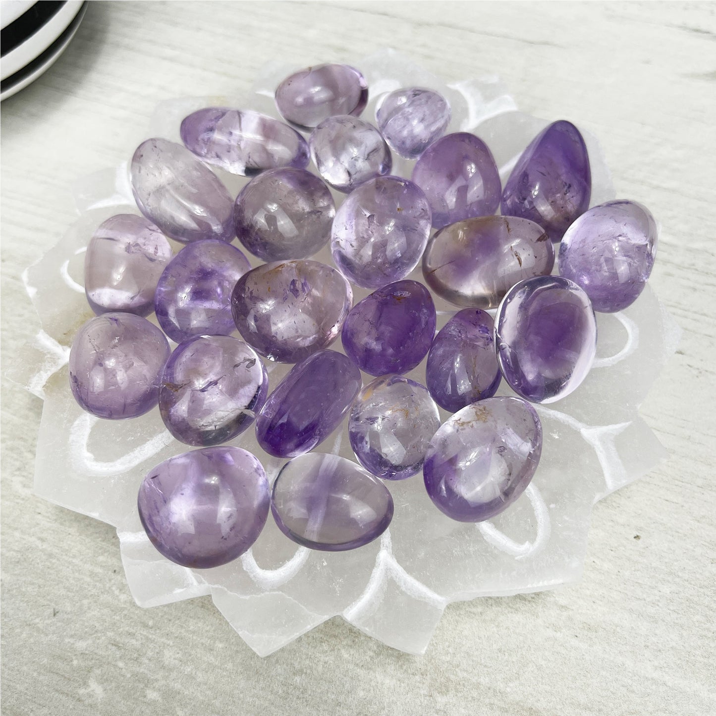 amethyst tumbled stones
