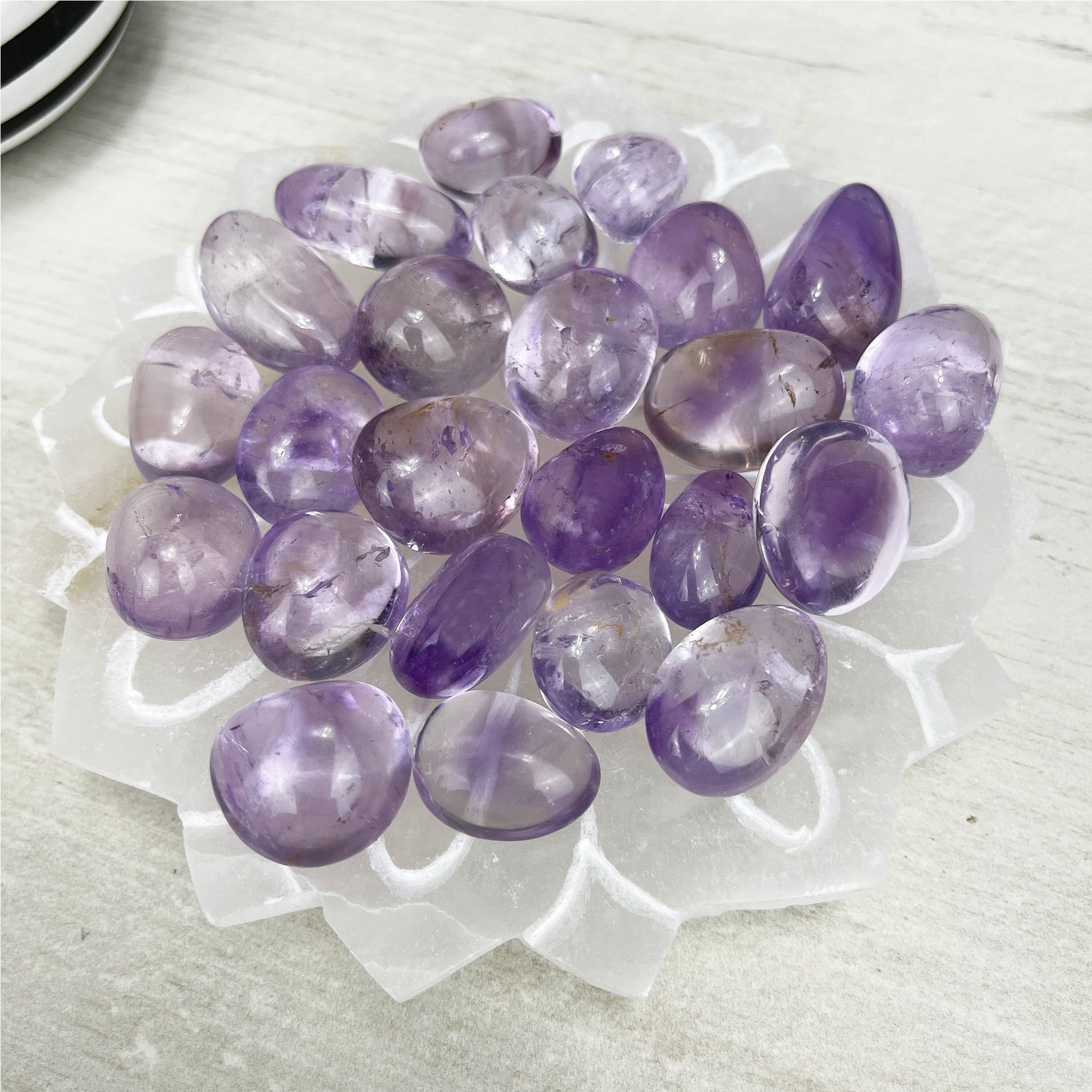 amethyst tumbled stones