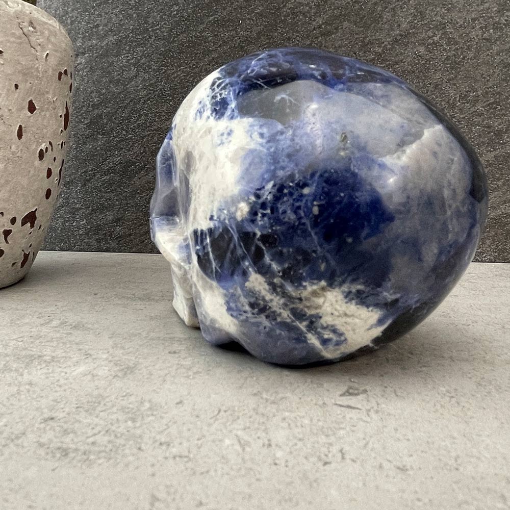 sodalite skull carving