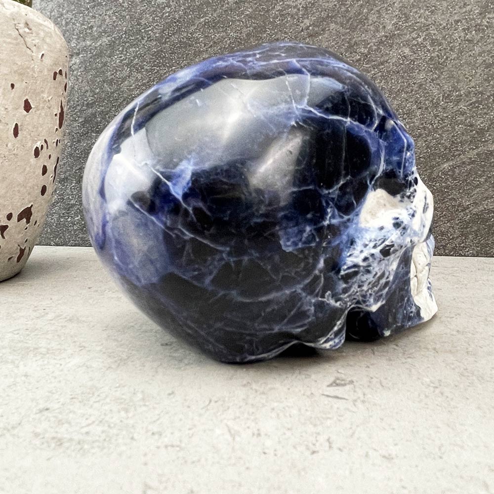 sodalite skull carving