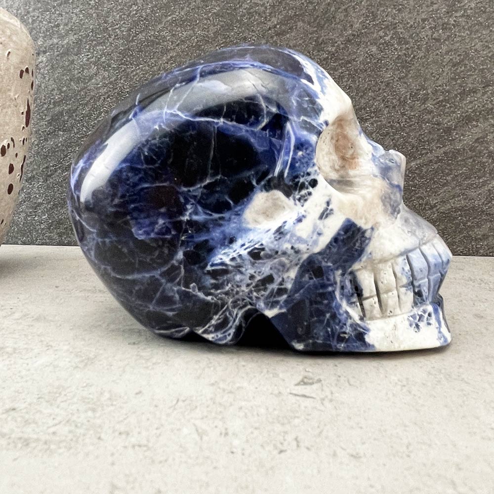 sodalite skull carving